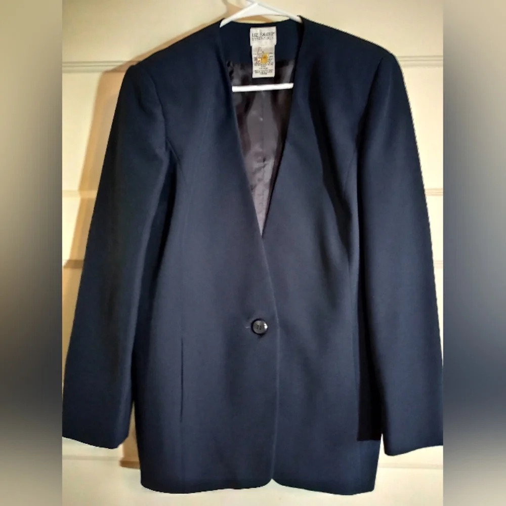 Liz Baker 6 women's suit jacket